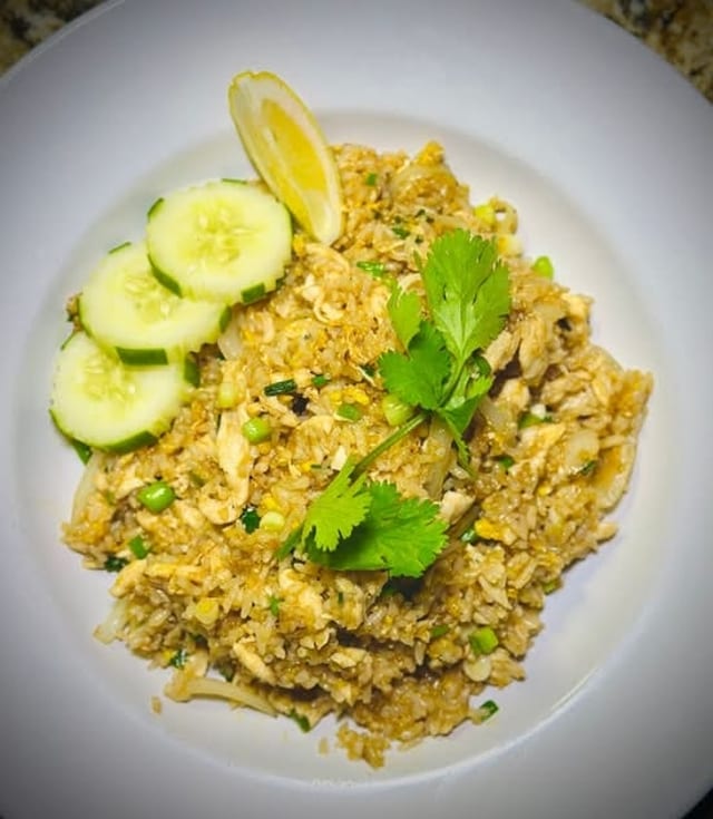 THAI FRIED RICE (V).